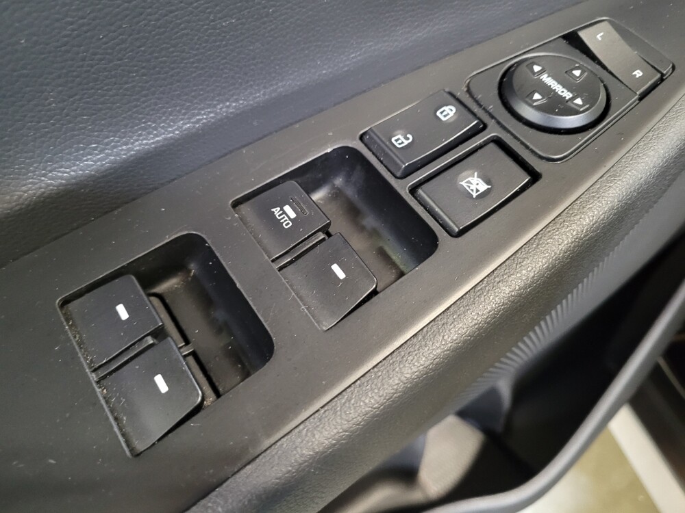 2019 Hyundai Tucson in Riverside, CA 92504 - 18116346 27