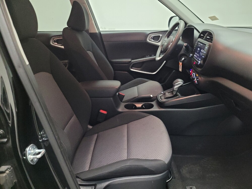 2024 Kia Soul in Riverside, CA 92504 - 18116348 21