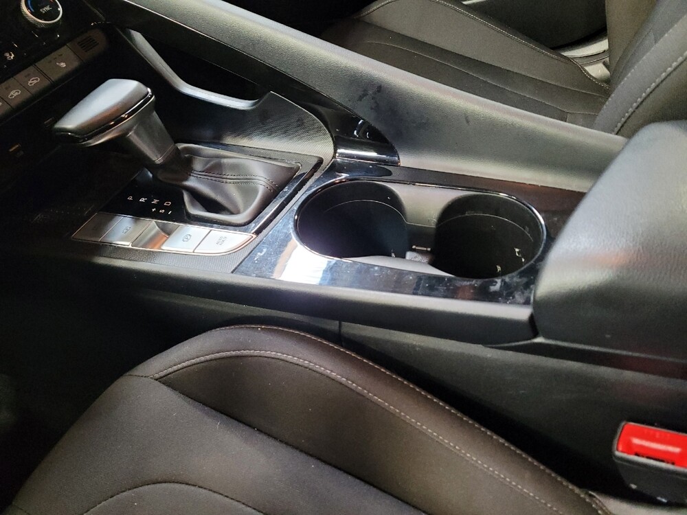 2022 Hyundai Elantra in Downey, CA 90241 - 18116352 26