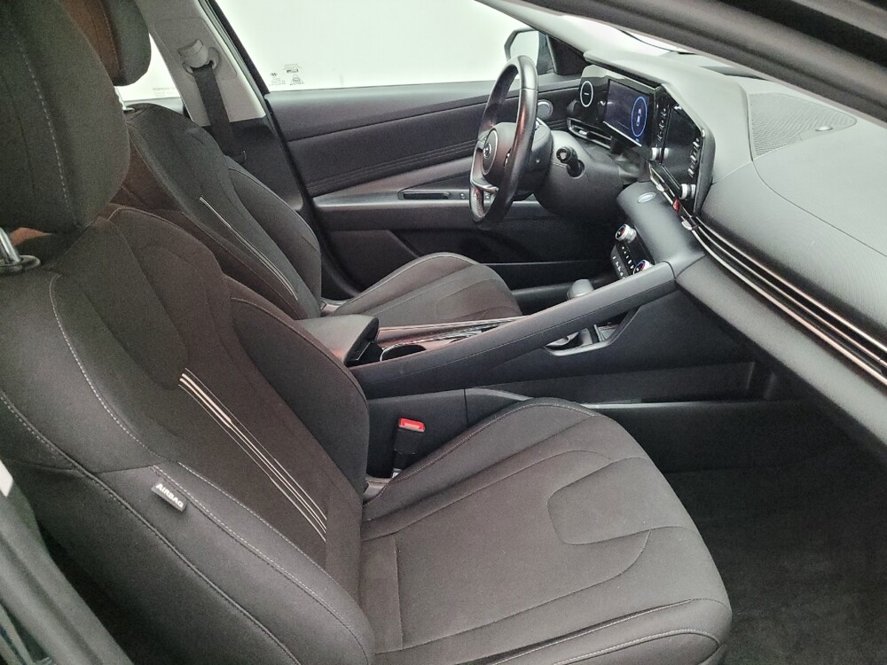 2022 Hyundai Elantra in Downey, CA 90241 - 18116352 21