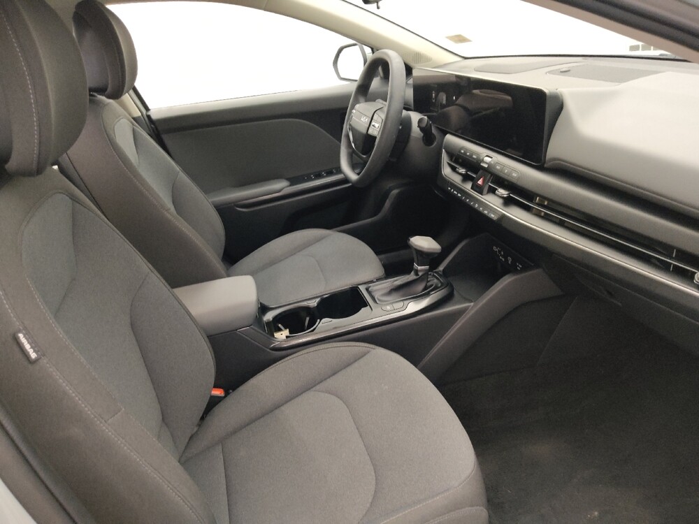 2025 Kia K4 in Clearwater, FL 33764 - 18116363 21