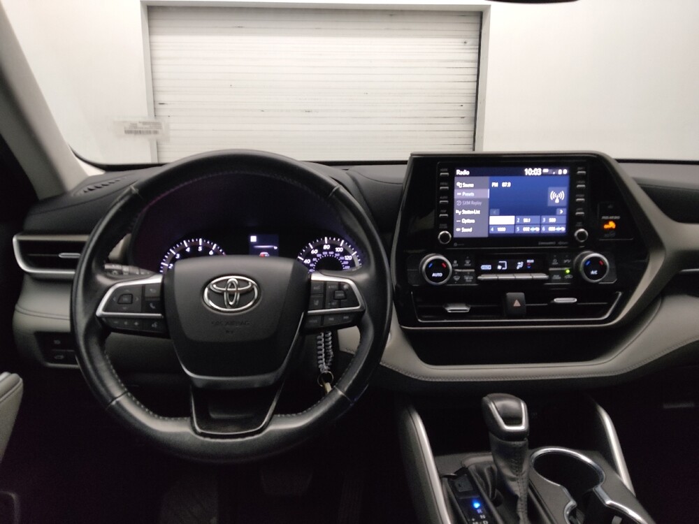 2020 Toyota Highlander in Stone Mountain, GA 30083 - 18116370 22