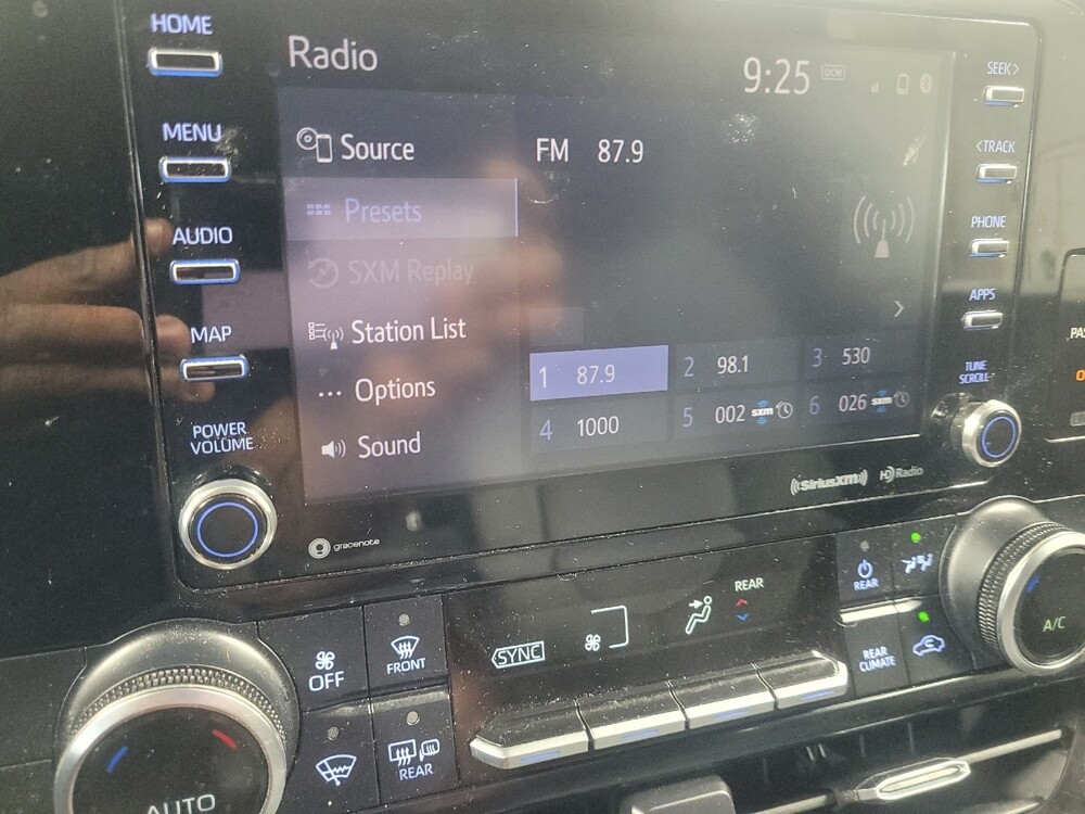 2020 Toyota Highlander in Stone Mountain, GA 30083 - 18116370 25