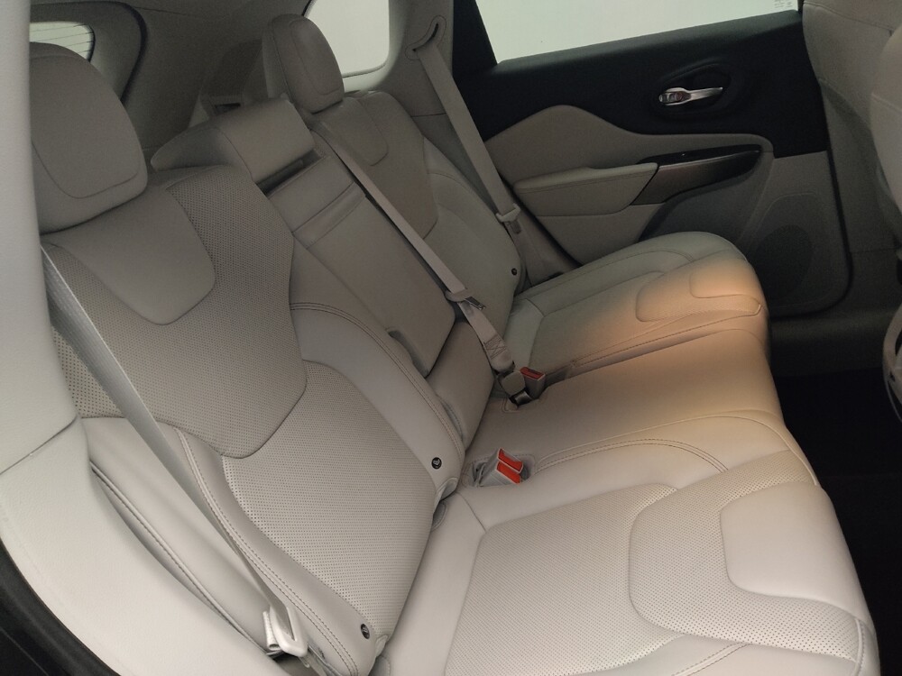 2019 Jeep Cherokee in Morrow, GA 30260 - 18116371 19