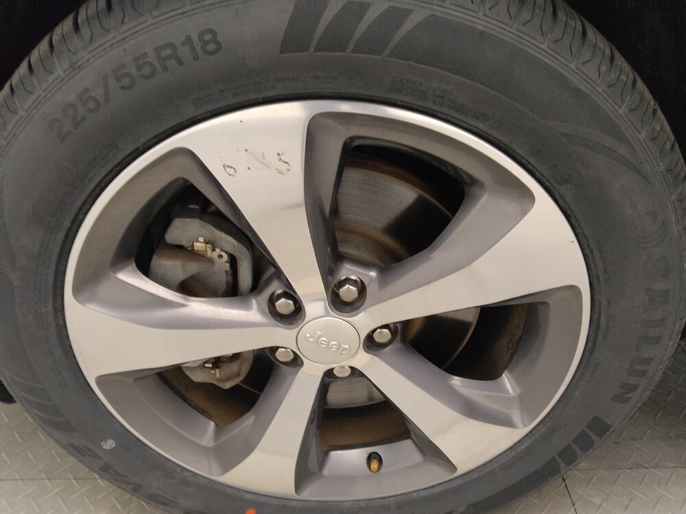 2019 Jeep Cherokee in Morrow, GA 30260 - 18116371 31