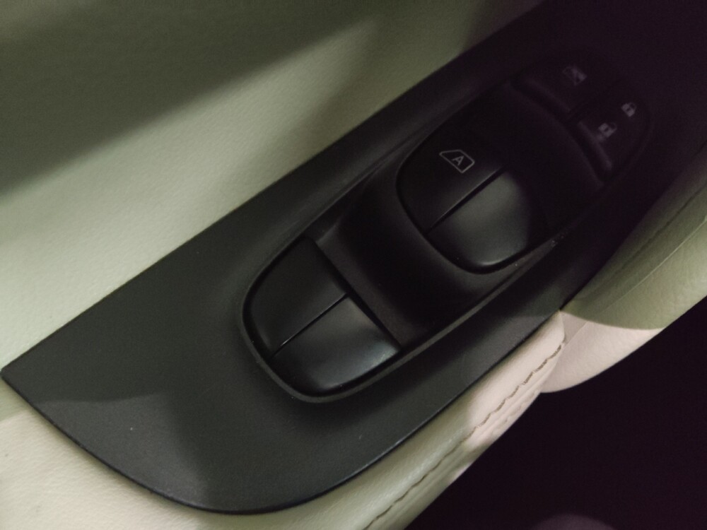 2022 Nissan Rogue Sport in Conyers, GA 30094 - 18116376 27