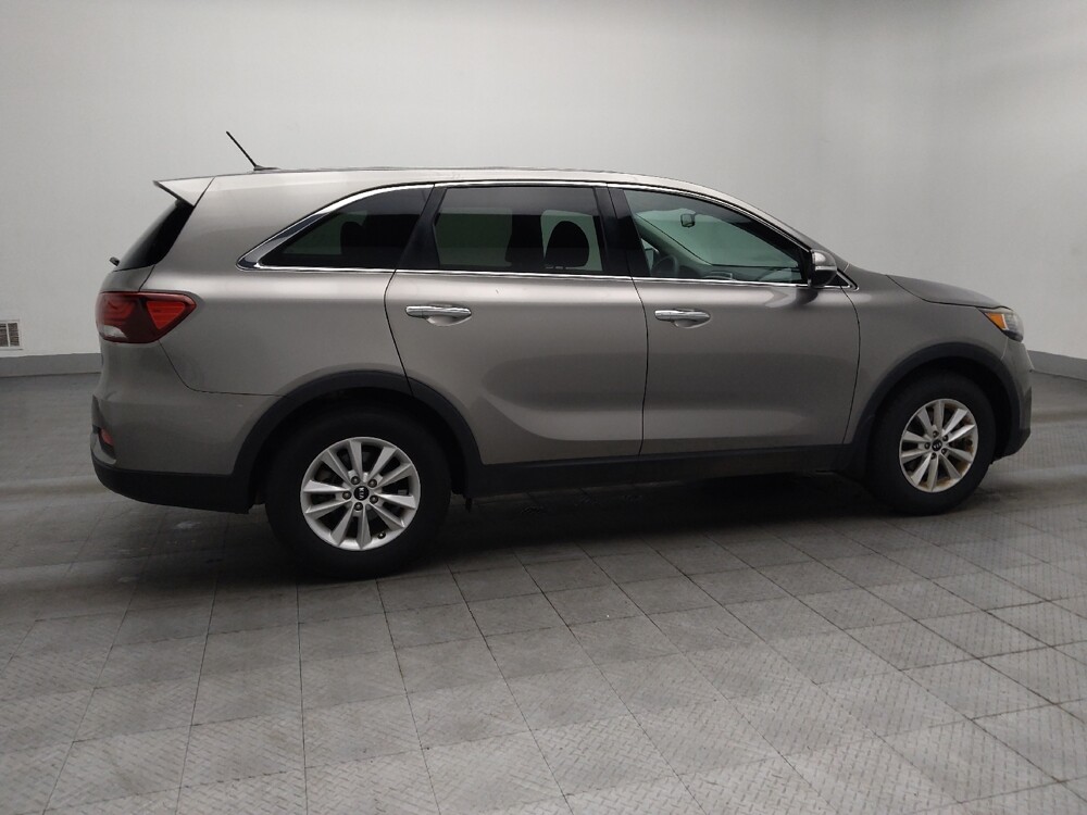 2019 Kia Sorento in Stone Mountain, GA 30083 - 18116377 10