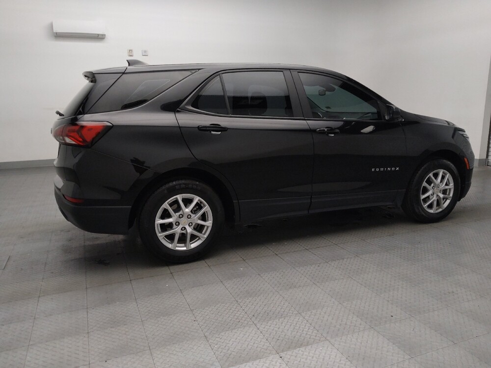 2024 Chevrolet Equinox in Plano, TX 75074 - 18116388 10