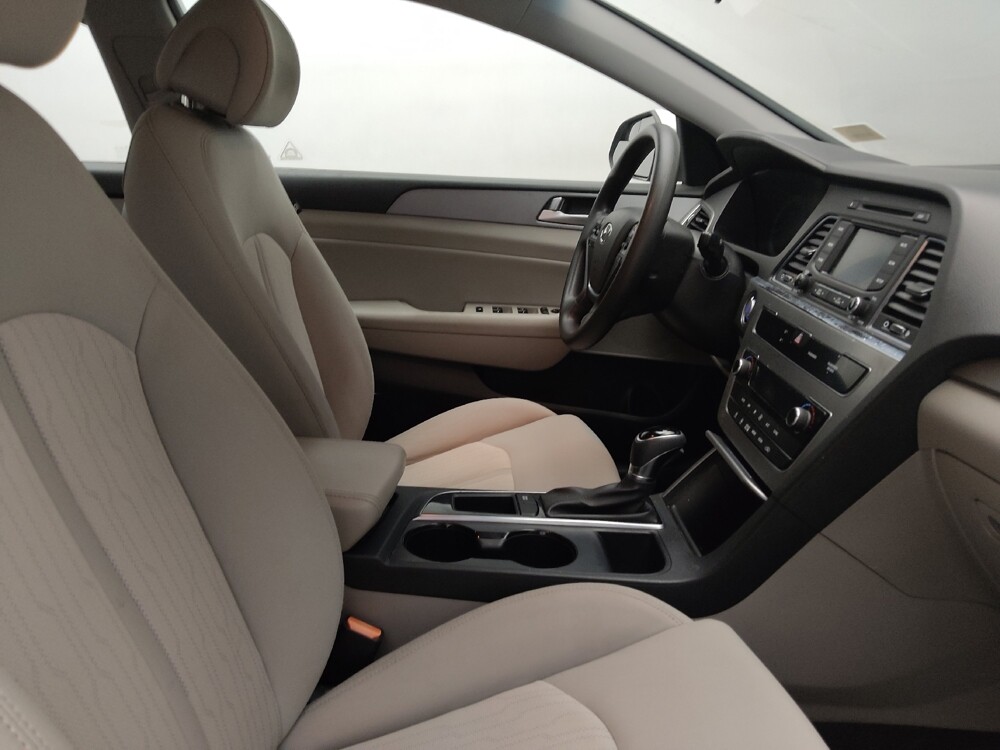 2016 Hyundai Sonata in Fort Worth, TX 76116 - 18116398 21