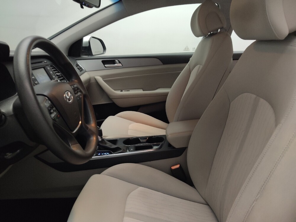 2016 Hyundai Sonata in Fort Worth, TX 76116 - 18116398 17