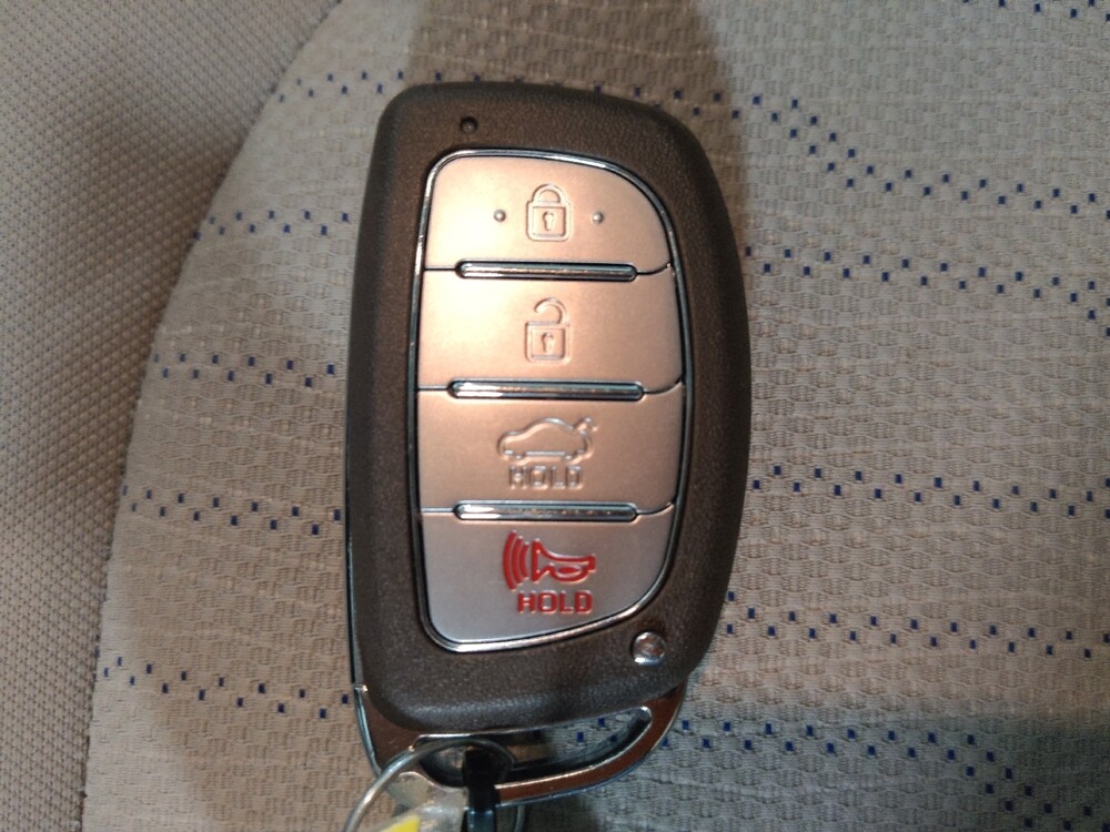 2016 Hyundai Sonata in Fort Worth, TX 76116 - 18116398 32