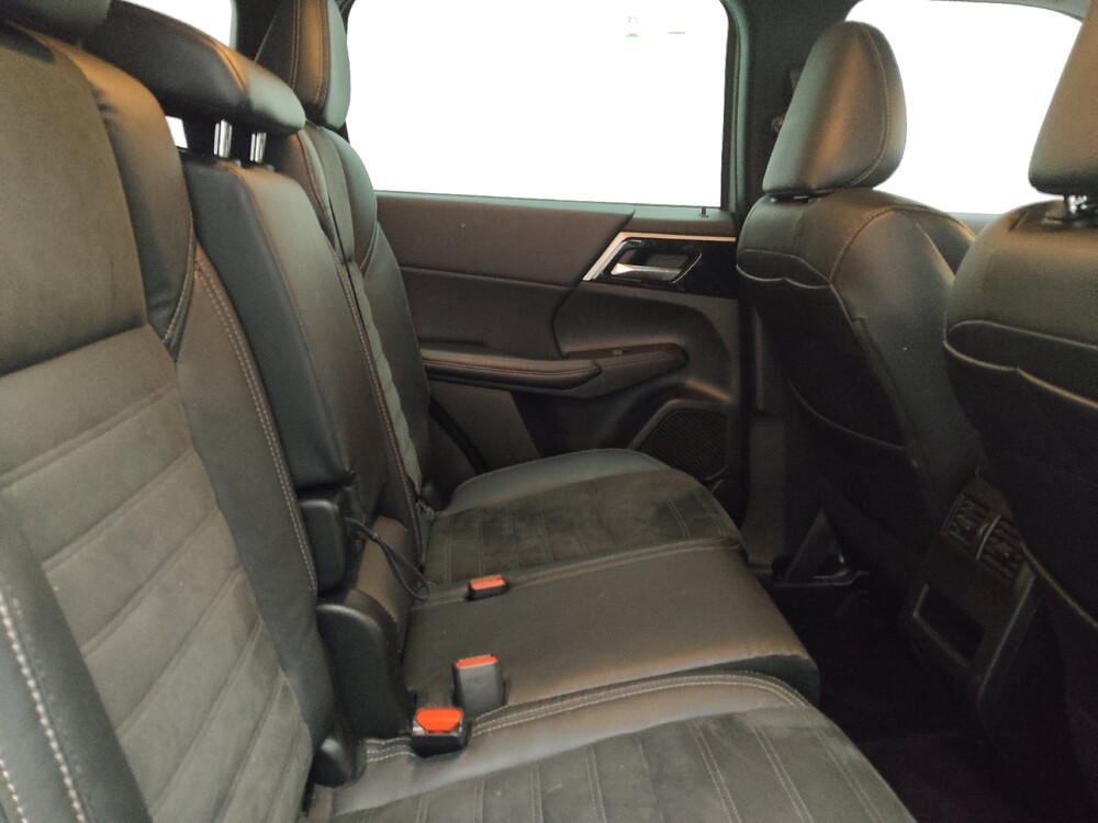 2022 Mitsubishi Outlander in Arlington, TX 76011 - 18116401 19