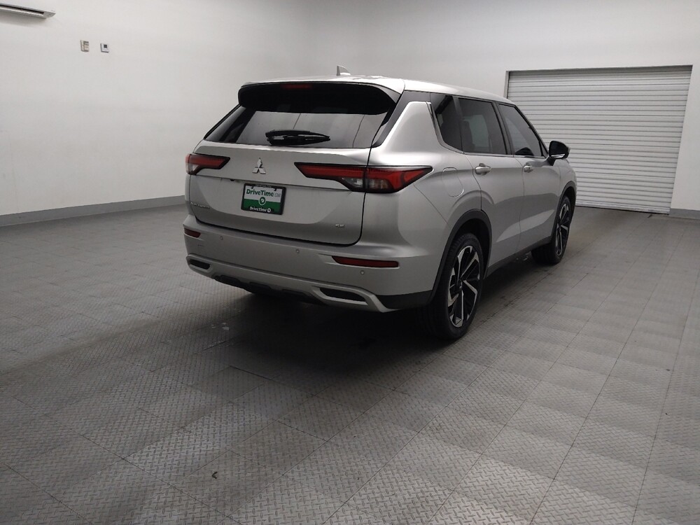 2022 Mitsubishi Outlander in Arlington, TX 76011 - 18116401 9