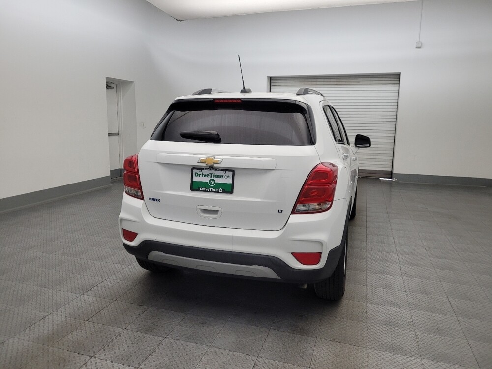 2018 Chevrolet Trax in Glendale, AZ 85301 - 18116406 7