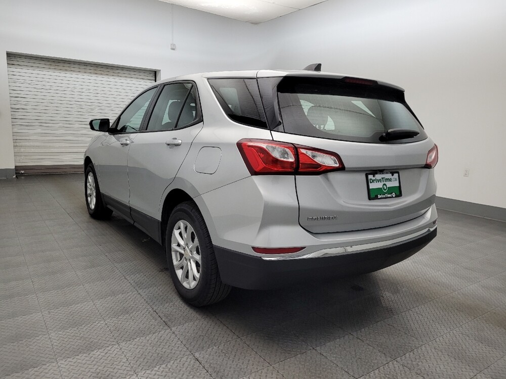 2018 Chevrolet Equinox in Albuquerque, NM 87113 - 18116412 5