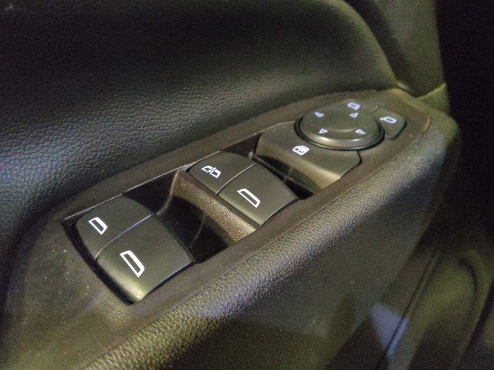 2021 Chevrolet Equinox in Mesa, AZ 85210 - 18116413 27