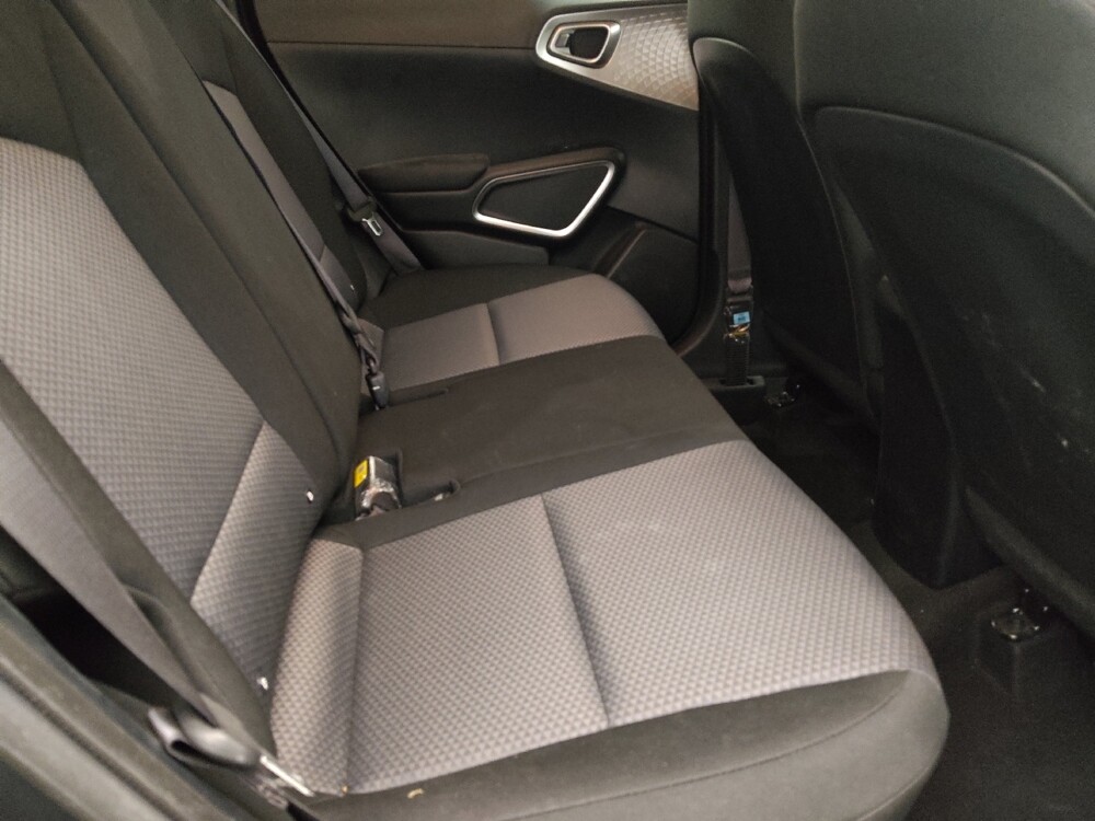 2022 Kia Soul in Clearwater, FL 33764 - 18116418 19