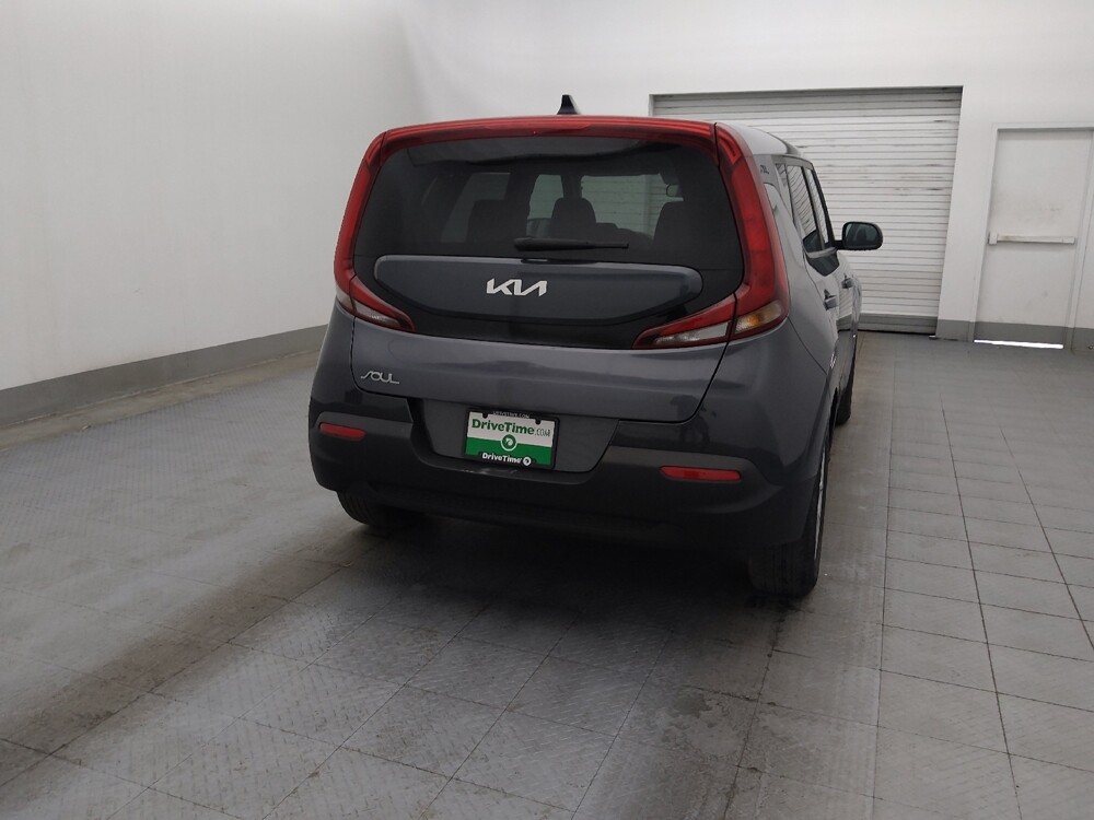 2022 Kia Soul in Clearwater, FL 33764 - 18116418 7