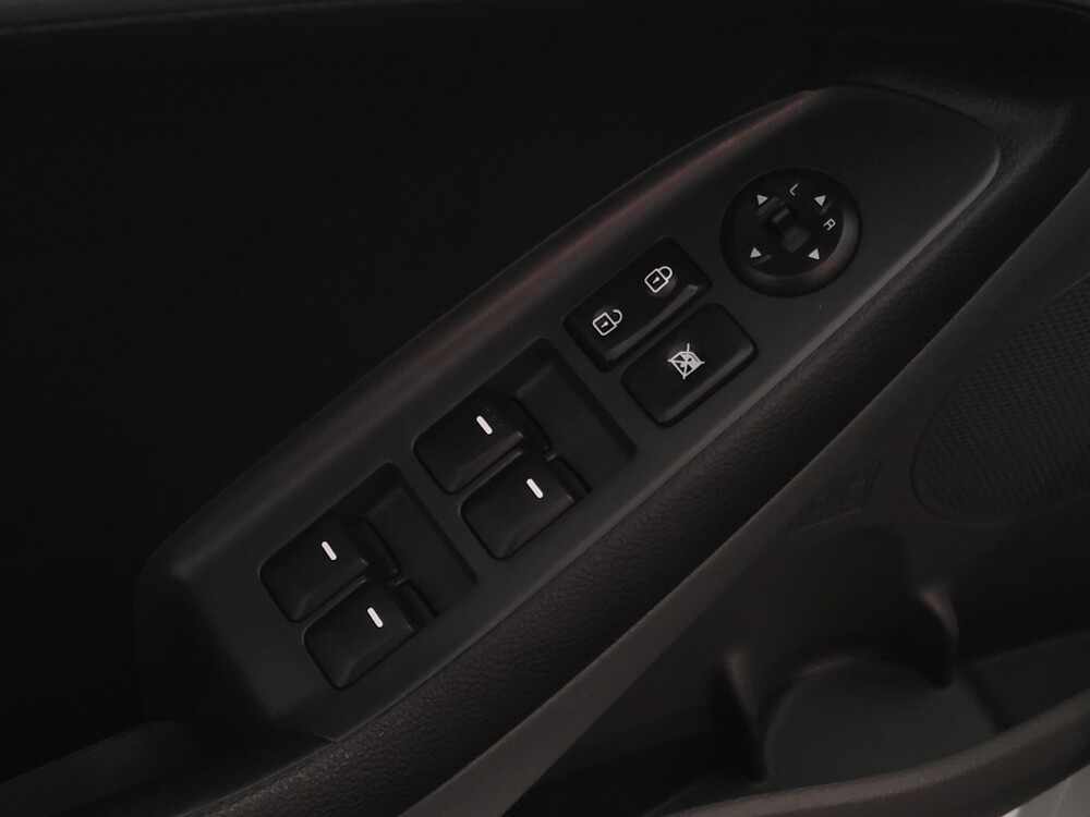 2017 Kia Forte in Tampa, FL 33612 - 18116421 27