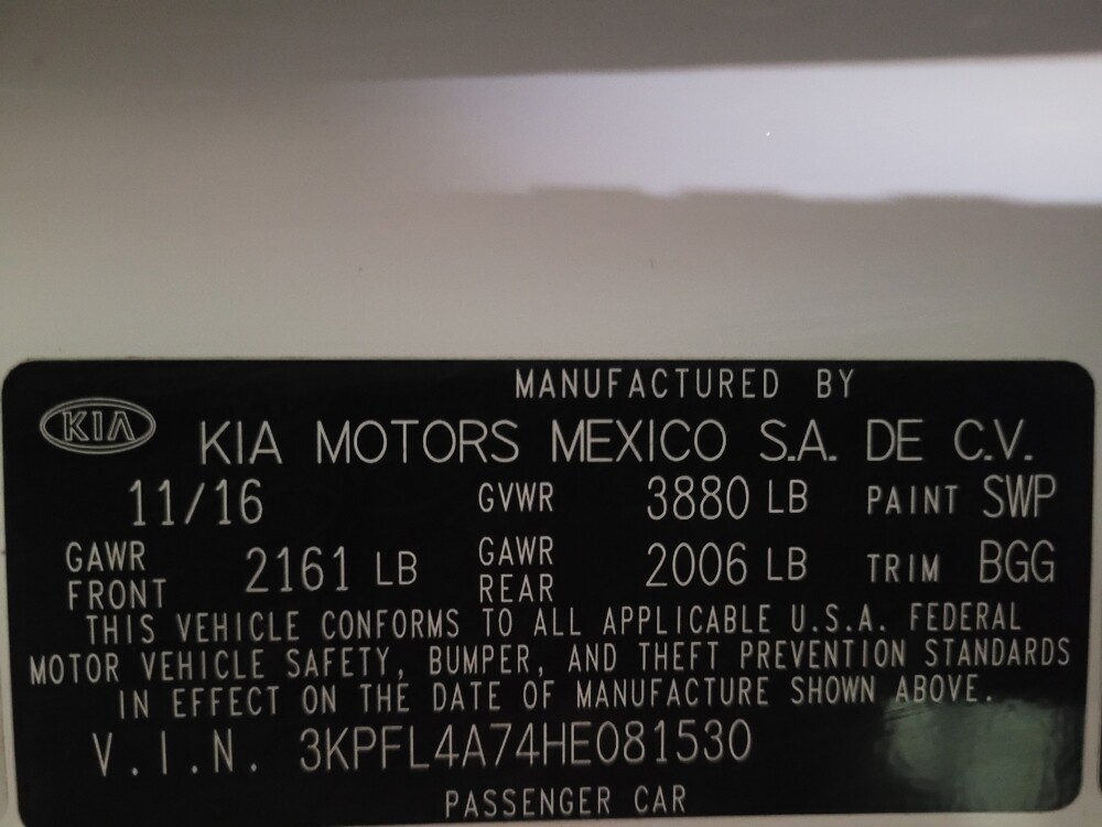 2017 Kia Forte in Tampa, FL 33612 - 18116421 33