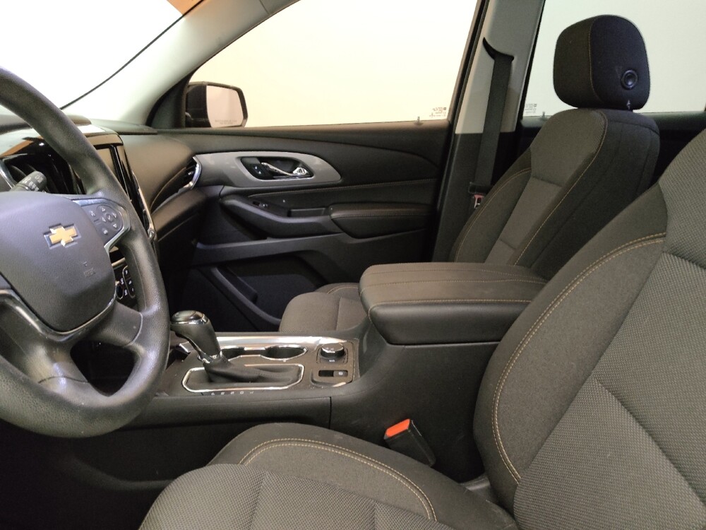 2019 Chevrolet Traverse in Clearwater, FL 33764 - 18116422 17