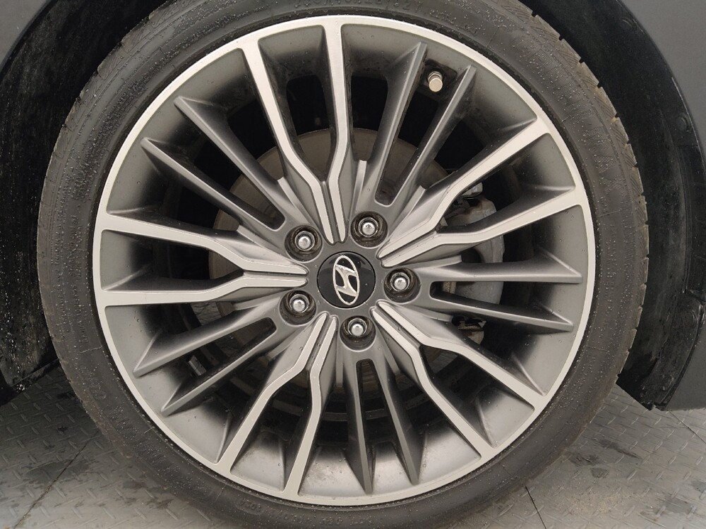 2018 Hyundai Elantra in Clearwater, FL 33764 - 18116428 31