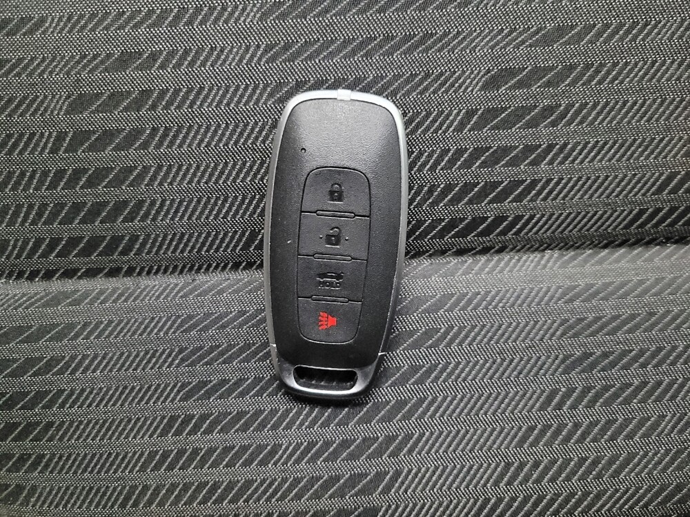 2020 Nissan Versa in Las Vegas, NV 89102 - 18116435 32