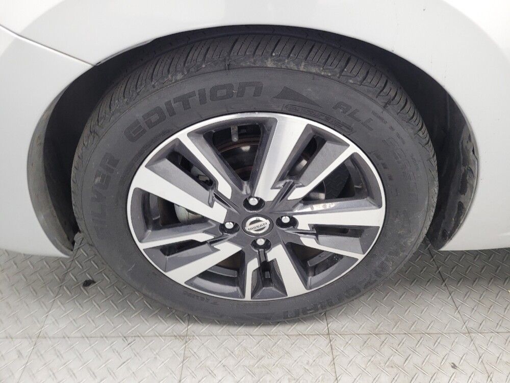 2020 Nissan Versa in Las Vegas, NV 89102 - 18116435 31