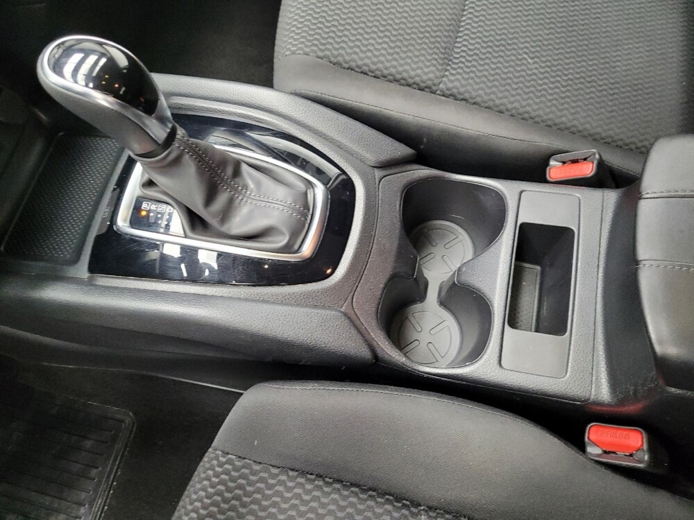 2019 Nissan Rogue Sport in Las Vegas, NV 89104 - 18116436 26