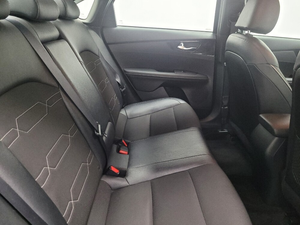 2024 Kia Forte in Las Vegas, NV 89102 - 18116437 19