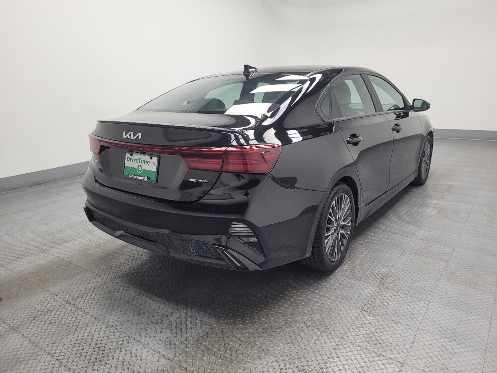 2024 Kia Forte in Las Vegas, NV 89102 - 18116437 9