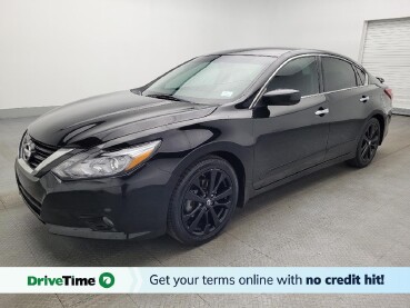 2017 Nissan Altima in Orlando, FL 32808