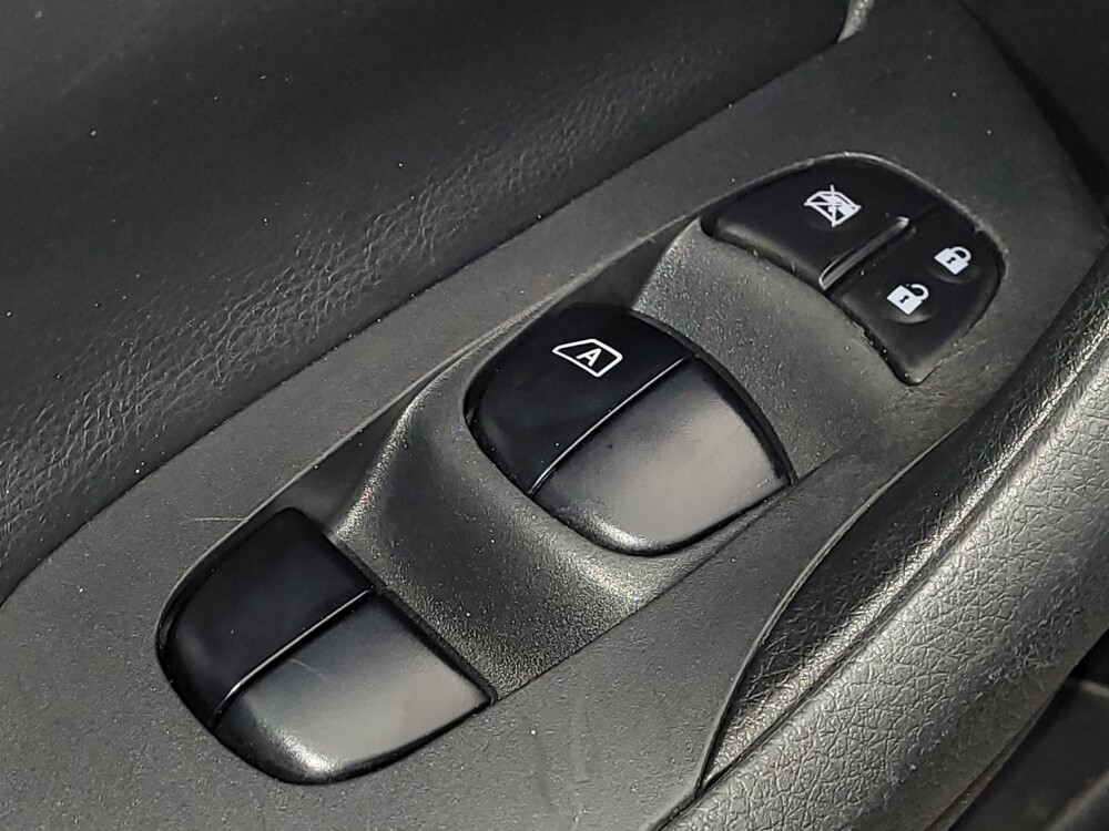 2017 Nissan Altima in Orlando, FL 32808 - 18116444 27