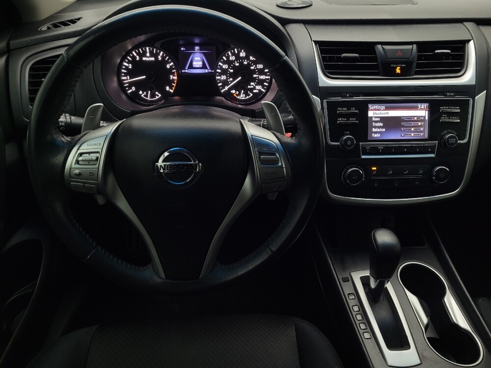 2017 Nissan Altima in Orlando, FL 32808 - 18116444 22