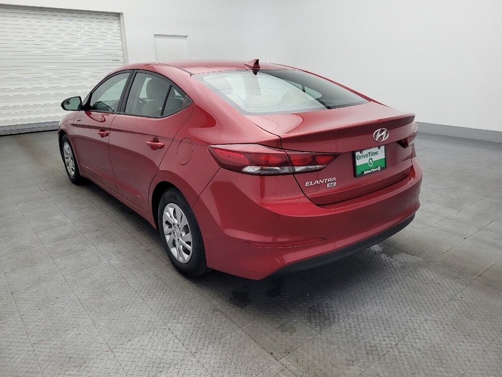 2017 Hyundai Elantra in Ocala, FL 34471 - 18116445 5