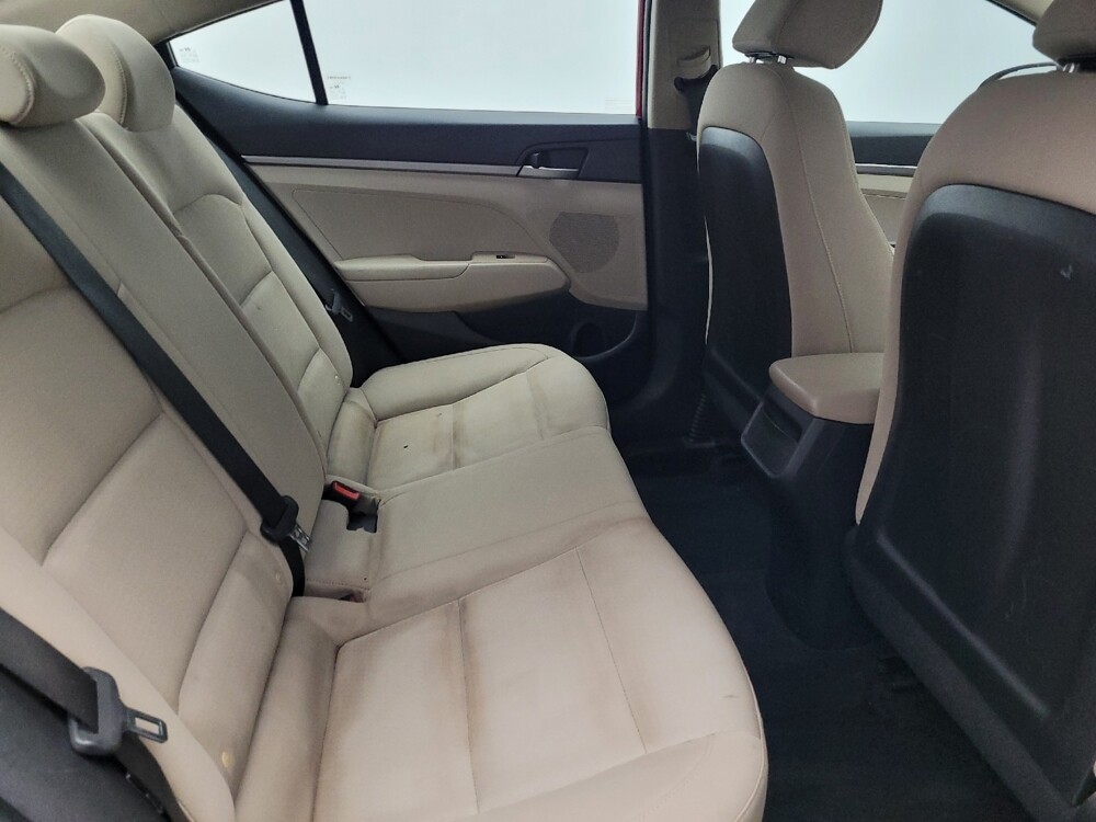 2017 Hyundai Elantra in Ocala, FL 34471 - 18116445 19