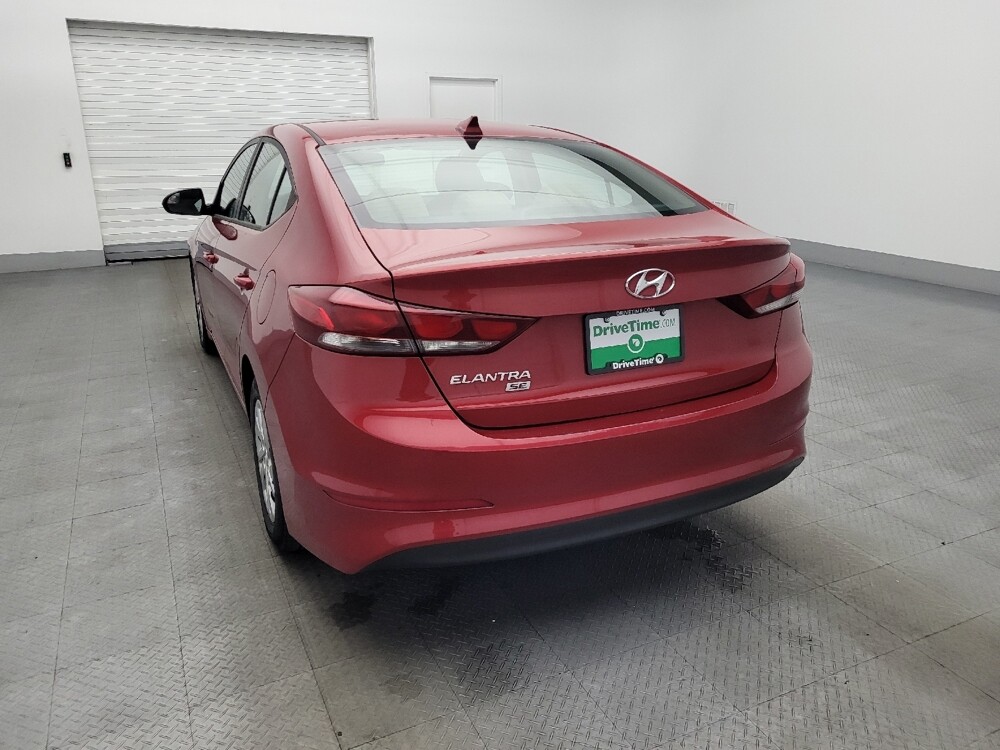 2017 Hyundai Elantra in Ocala, FL 34471 - 18116445 6