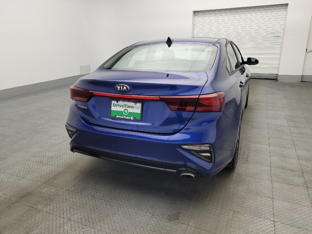 2019 Kia Forte in Orlando, FL 32808 - 18116448 7