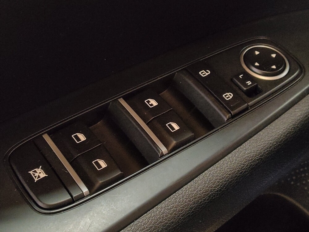 2019 Kia Forte in Orlando, FL 32808 - 18116448 27