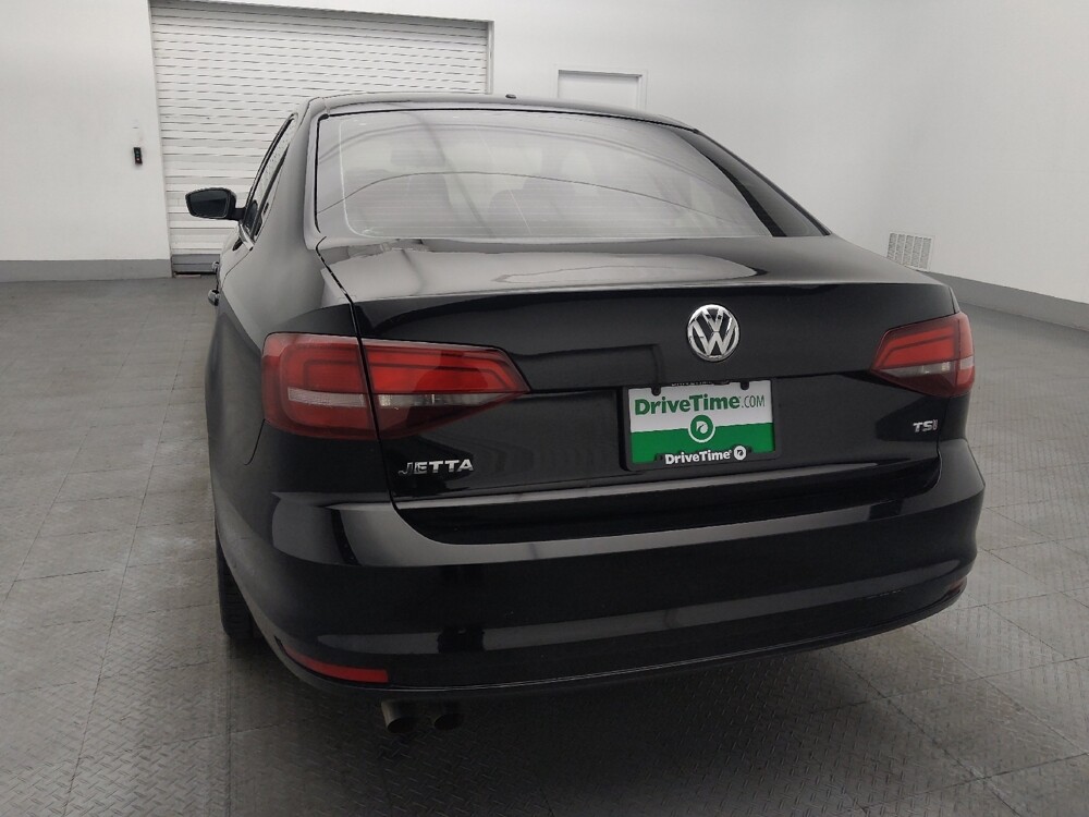 2017 Volkswagen Jetta in Miami, FL 33157 - 18116451 6