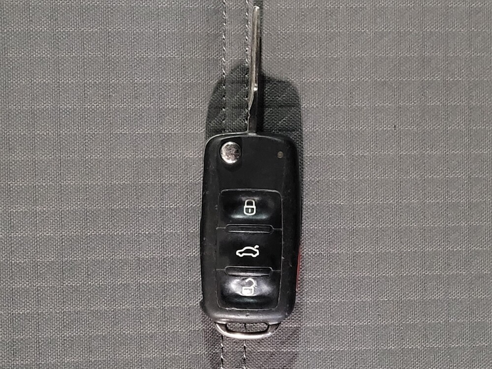 2017 Volkswagen Jetta in Miami, FL 33157 - 18116451 32