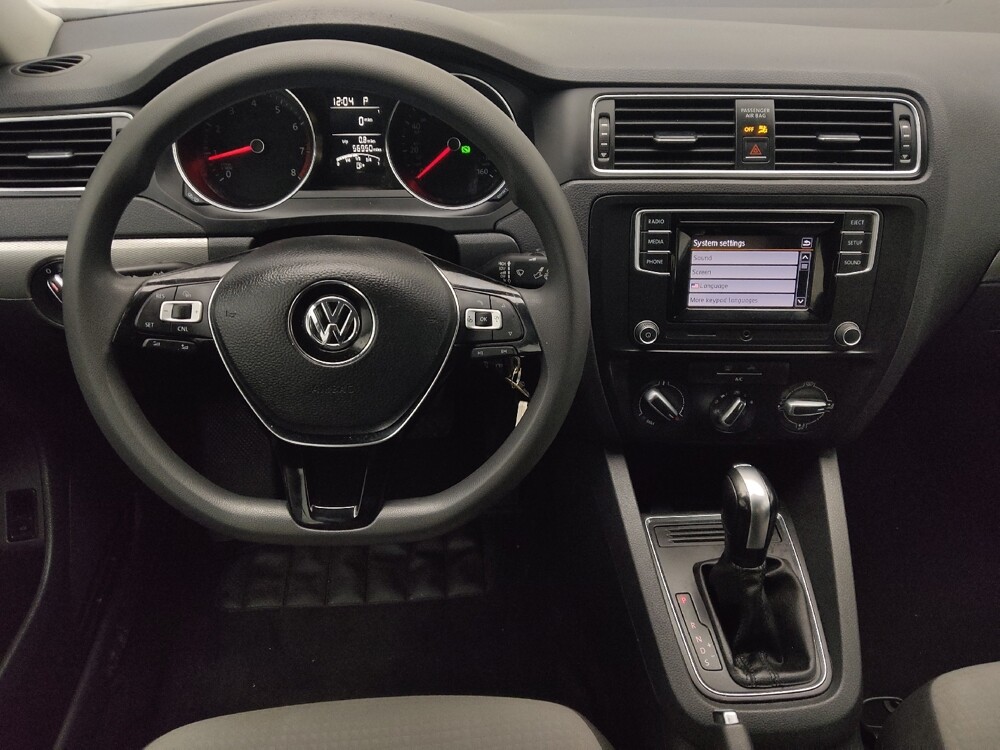 2017 Volkswagen Jetta in Miami, FL 33157 - 18116451 22