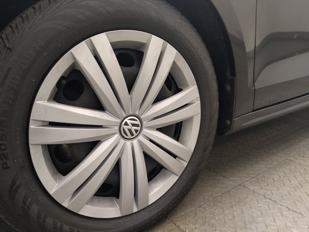 2017 Volkswagen Jetta in Miami, FL 33157 - 18116451 31