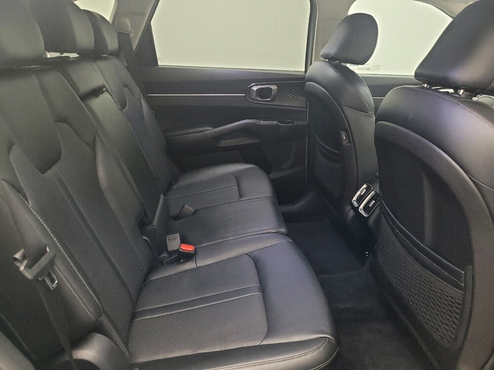 2021 Kia Sorento in Jacksonville, FL 32225 - 18116477 19