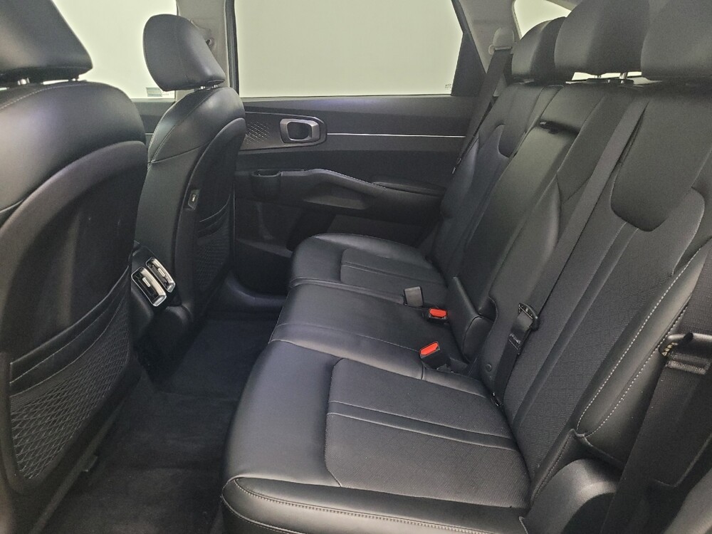 2021 Kia Sorento in Jacksonville, FL 32225 - 18116477 18