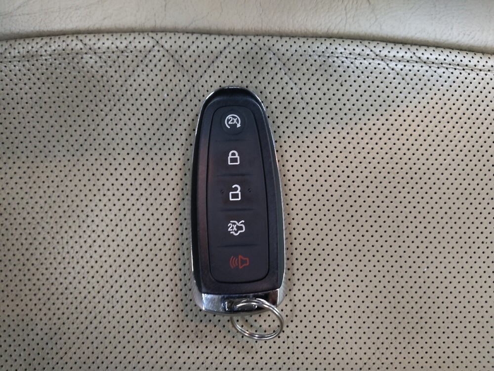 2019 Ford Flex in Las Vegas, NV 89102 - 18116482 32