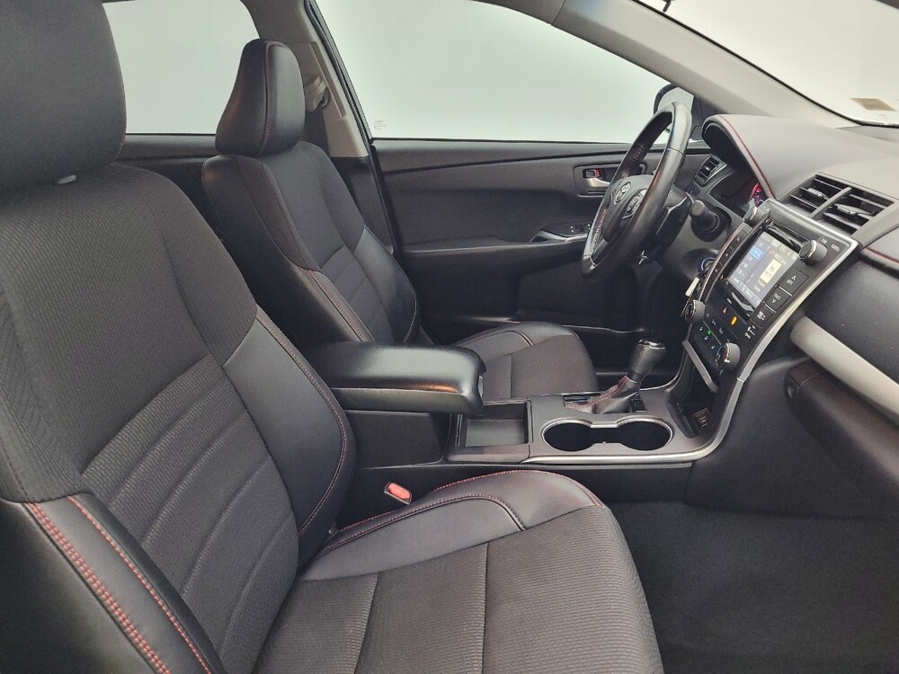 2016 Toyota Camry in Greenville, SC 29607 - 18116493 21