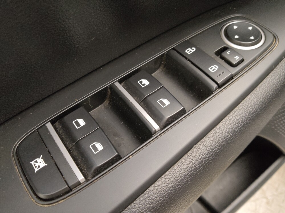 2024 Kia Forte in Denver, CO 80012 - 18116504 27