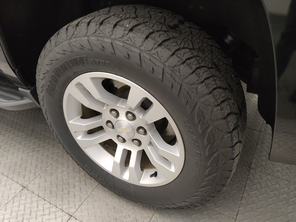 2018 Chevrolet Tahoe in Live Oak, TX 78233 - 18116526 31