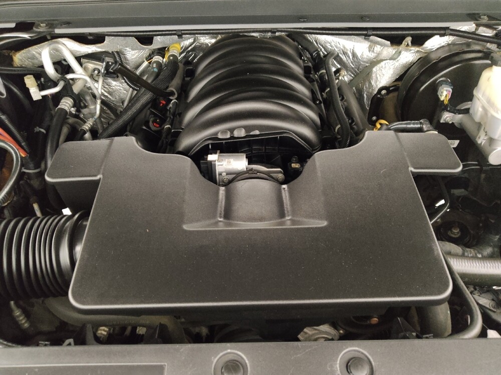 2018 Chevrolet Tahoe in Live Oak, TX 78233 - 18116526 30